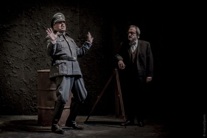 CDN - El triángulo azul