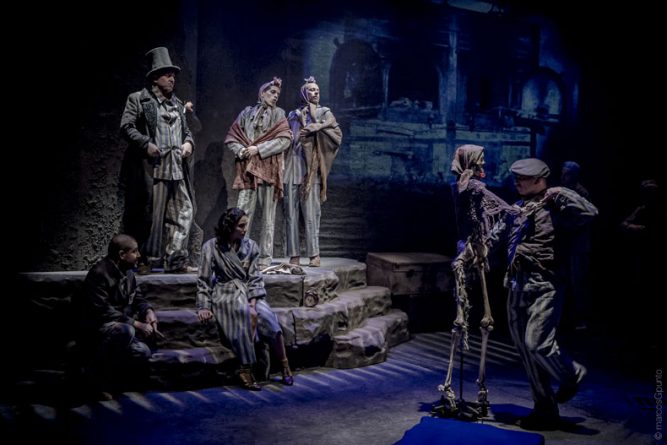 CDN - El triángulo azul