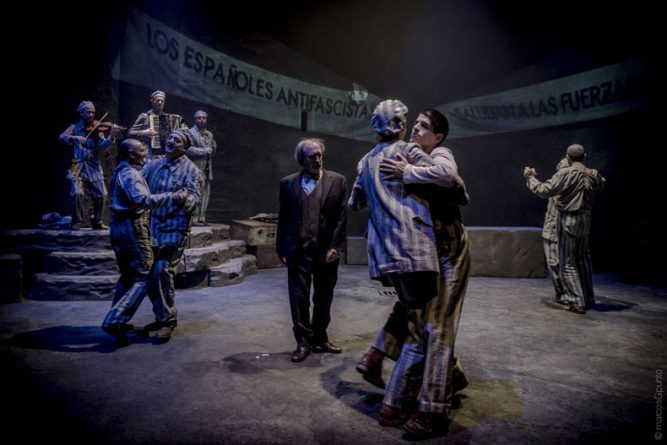 CDN - El triángulo azul