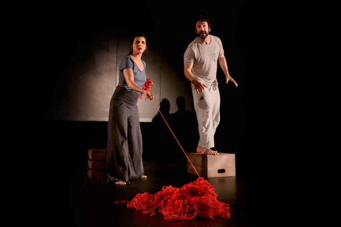 CDN - La rebelión de los hijos que nunca tuvimos (Escritos en la escena)